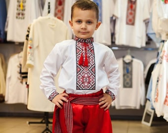 Traditional embroidered Ukrainian costume (shirt+belt), vishyvanka for a boy :2-12 years