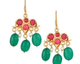 Orecchini pendenti in argento sterling placcato oro: onice verde e quarzo rosso