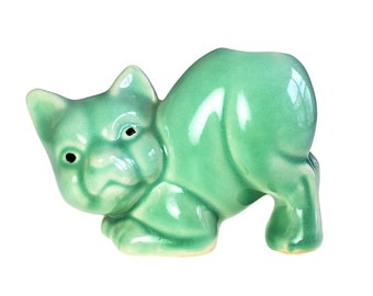 Nelson McCoy Cross Planter in Pastel Green