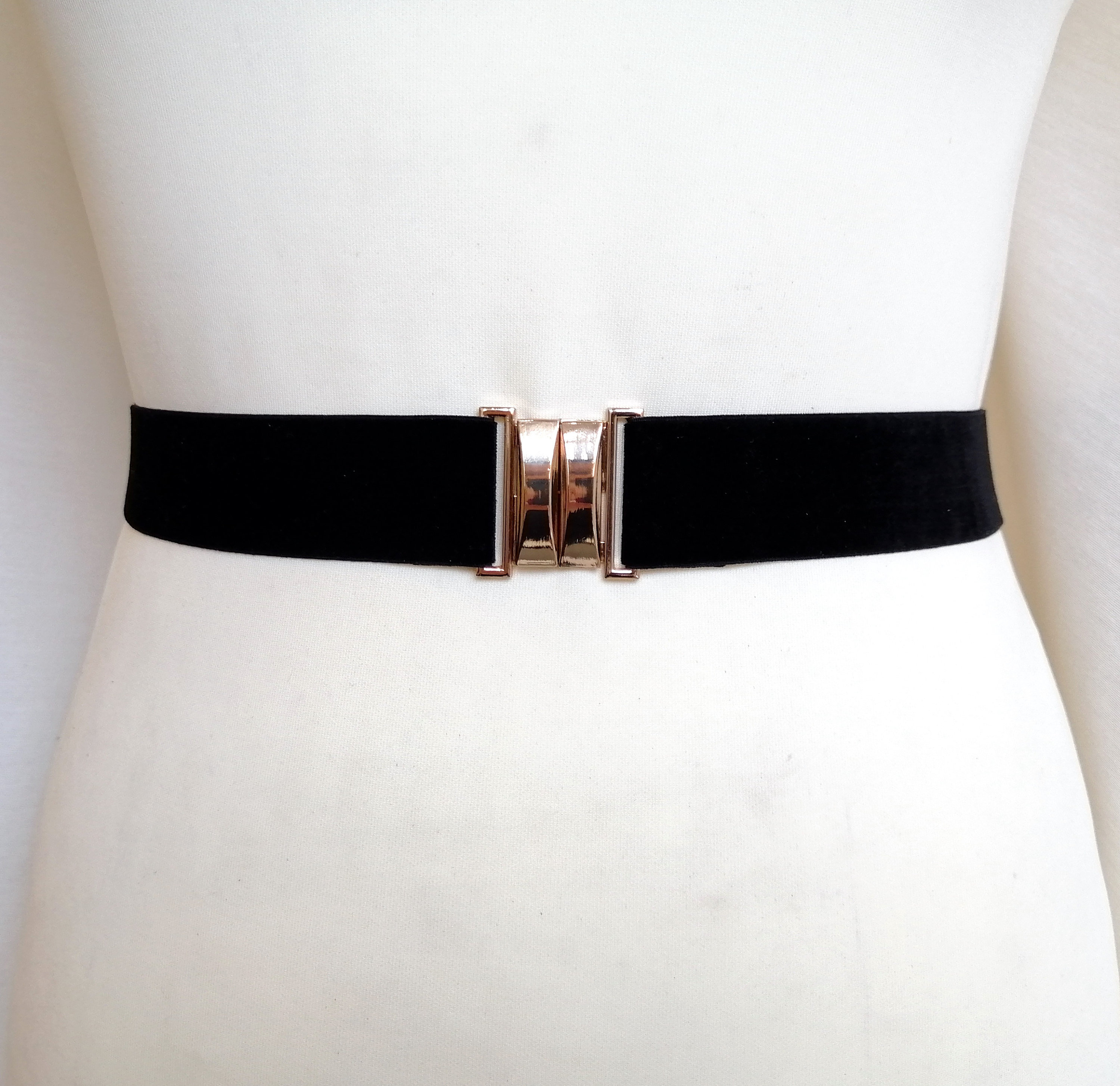 Cinturone Donna Grigio In Velluto Fibbia Quadrata Da Poter Mettere In