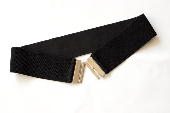 do leather belts stretch