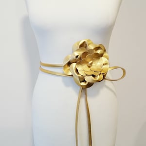 Women&#39;s Belt Leather Floral belt Wedding Flower Waist cincher belt Statement accessory