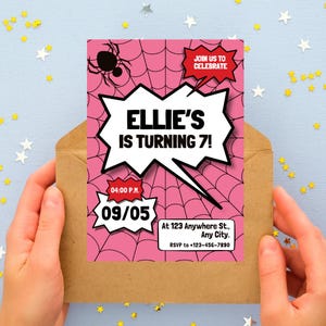 スパイダーガールのピンクの誕生日パーティー招待状、スパイダーマンの1歳の誕生日招待状、女の子のウェブバースデーカード、Canvaのデジタルダウンロードテンプレート