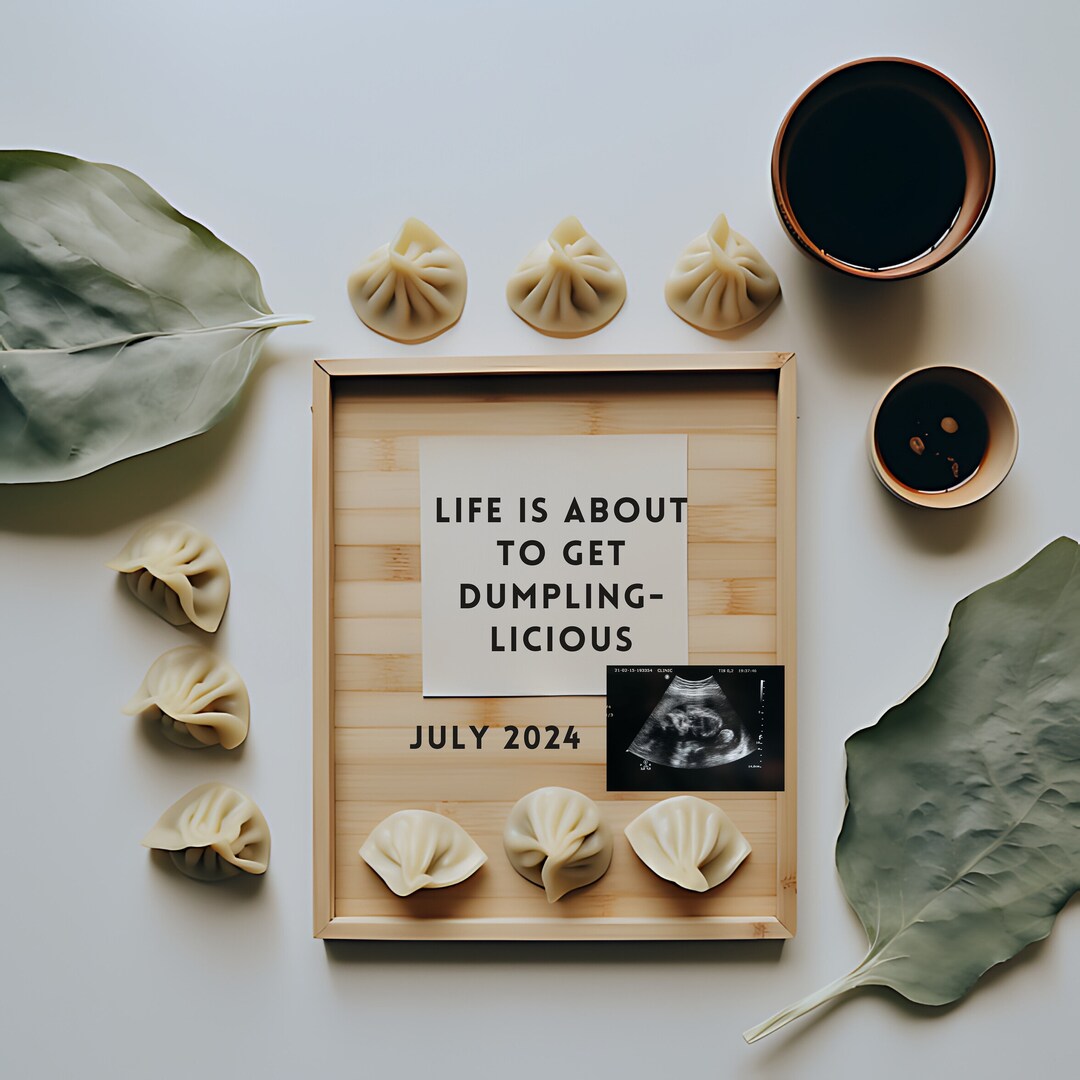 Little Dumpling on the Way Pregnancy Announcement, Editable Social