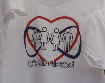 Es complicado t-shirt - camiseta de orgullo de Polyamory conciencia - Poly divertida camiseta - hombre mujer