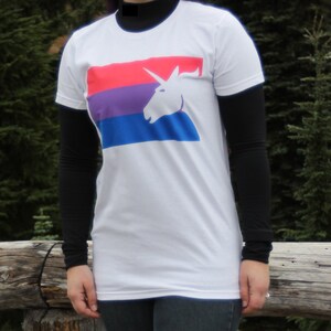 Bisexual Orgullo Bandera Camiseta Hombres Mujeres Gay Orgullo Conciencia Camiseta Bi Flag Camiseta Rosa Púrpura Azul BiPride BiVisibilidad imagen 3