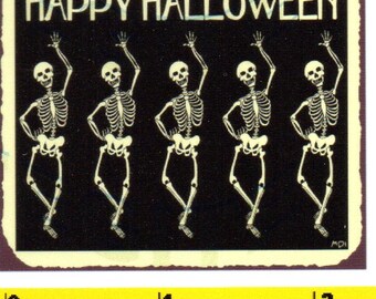 Miniatuur vintage 'HALLOWEEN SKELETON'-print - poppenhuis: schaal 1:12