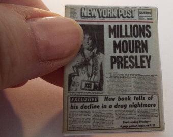 one  Miniature opening   &#39;ELVIS PRESLEY&#39; NEWSPAPERS   -  Dollhouse miniature   1/12   scale