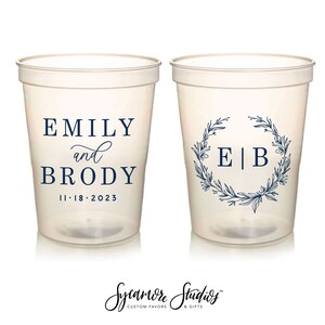 Wedding Stadium Cups #212 - Floral Initial Monogram - Custom - Bridal Wedding Favors, Wedding Cups, Party Cup, Wedding Favor, Beer Cups