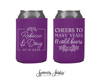Porta lattine per matrimoni n. 263R - Cheers To Many Years - Personalizzato - Bomboniere per matrimoni, Isolante per bevande, Porta birra, Bomboniere per matrimoni, Porta birra