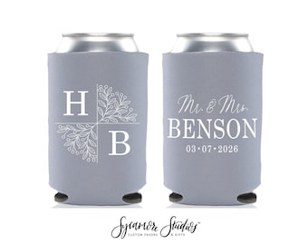 Wedding Can Cooler #280R - Mr and Mrs Monogram - Custom -  Wedding Favors, Beverage Insulators, Beer Huggers, Wedding Favor, Beer Holder