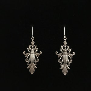 Antiqued silver beetle earrings//bug earrings//insect earrings//beetle jewelry//bug jewelry//insect jewelry//scarab earrings//scarab jewelry