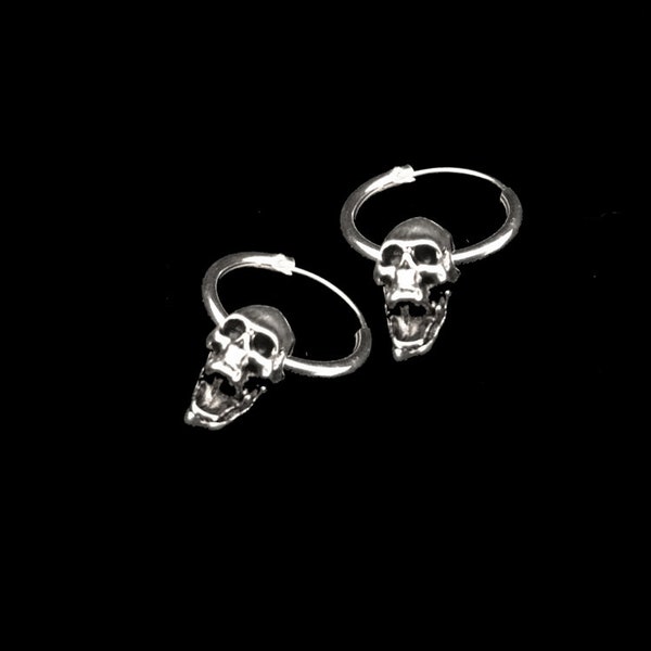 Pair silver plated screaming skull, sterling silver hoop earrings -skull hoop earrings//skull jewelry//Hide earring//screaming skull earring