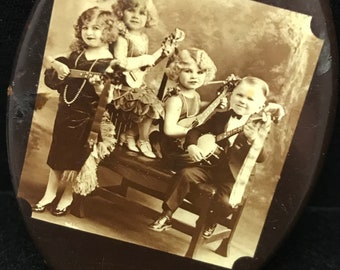 Vintage &quot;Freaks&quot; cast mirror//30&#39;s Doll Family pocket mirror//Earles Family mirror//30s Freaks photo mirror//vintage Freaks 30s photo mirror
