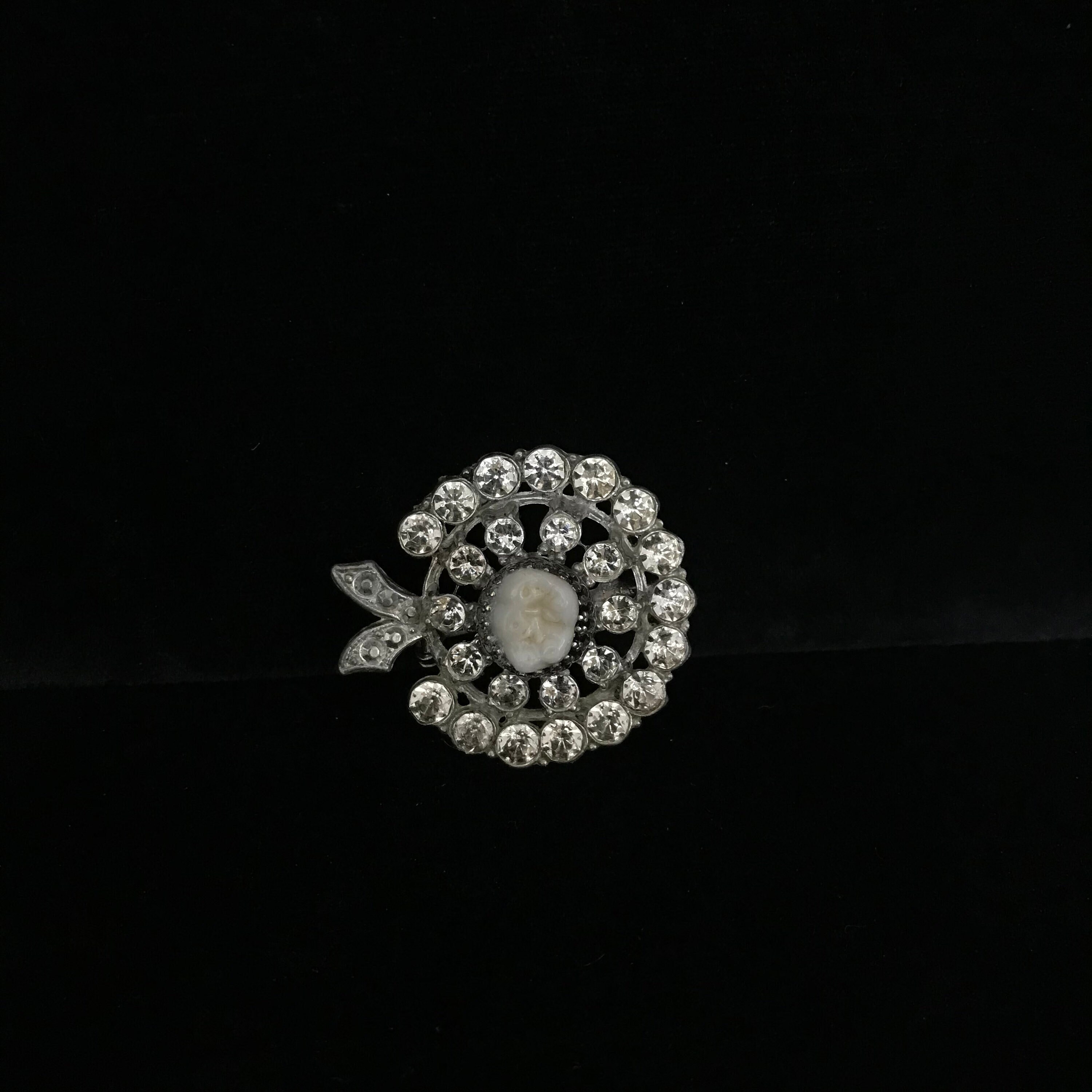 Real human tooth on vintage silver clear rhinestones brooch//baby tooth pin//human tooth pin//human molar//tooth brooch//human tooth jewelry