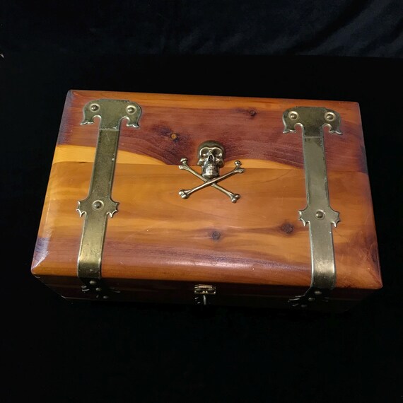 Wooden Skull Jewelry Box//large Skull Jewelry Box//wooden Skull