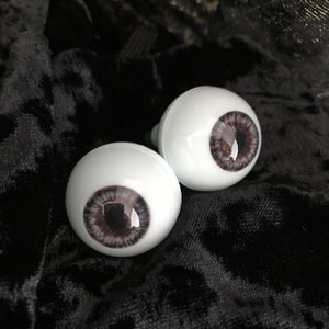 Pair of full round LAVENDER-BLUE acrylic human eyes//purplish iris//acrylic realistic human eyes//acrylic natural human eyes//anatomical eye