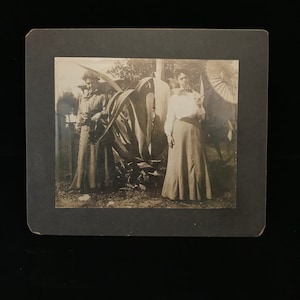 Tarjeta de gabinete de California 1905 // Fotografía victoriana de planta centenaria // Fotografía vintage real de Los Ángeles // Fotografía antigua de cactus, damas