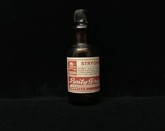 Small,vintage poison bottle//vintage Strychnine poison bottle,ground glass stopper//c.1920 paper poison label bottle//amber poison bottle