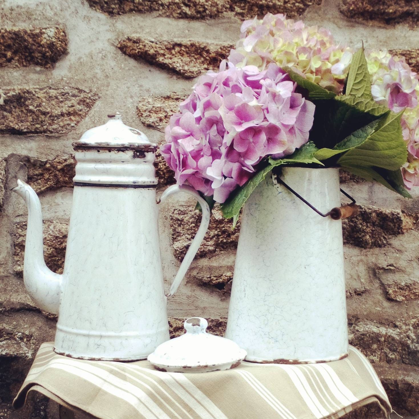 Rustique Enamel Farm Decor Cafetière, Pot à Lait Vintage Blanc Farmhouse Cuisine