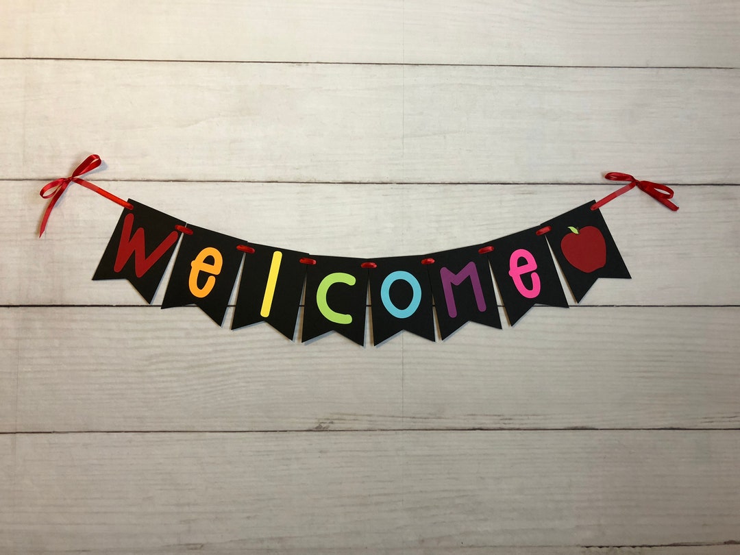 Classroom Welcome Banner, Apple Decor - Etsy