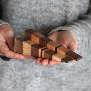 Tope de puerta de madera hecho a mano imagen 8