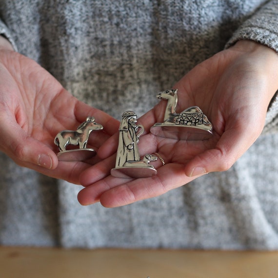 Buy Danforth - Pig Herder's Wife, Pewter Nativity Set Online @ ₹2756
