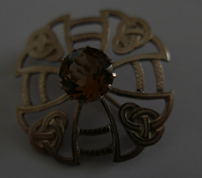 Vintage Scottish Edinburgh Hallmarked 1965 Silver and Citrine Celtic Knot Brooch 40mm diameter made by Thomas Ebutt.