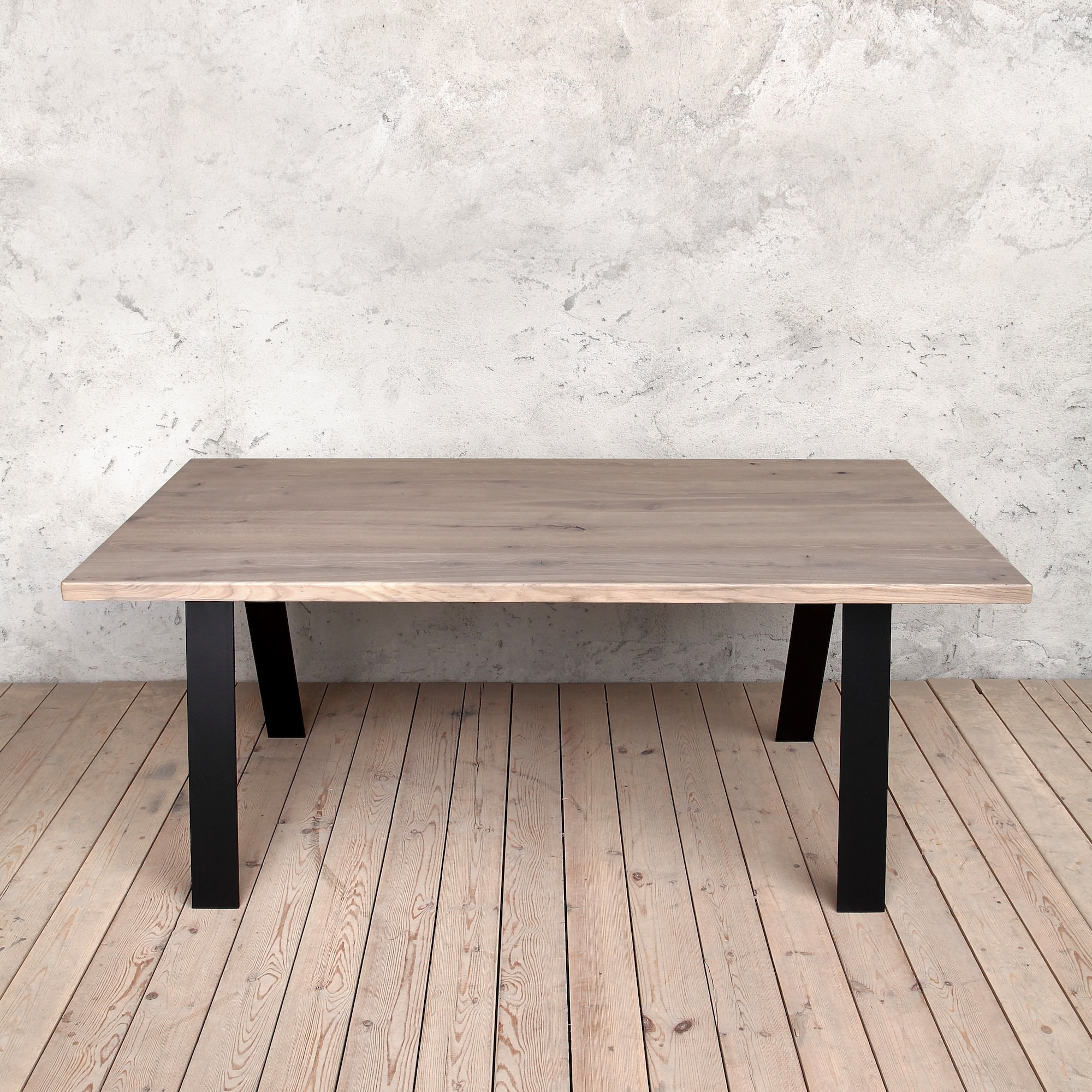 Albert Light Grey Oak Veneer Dining Table With A Shaped Matt Black