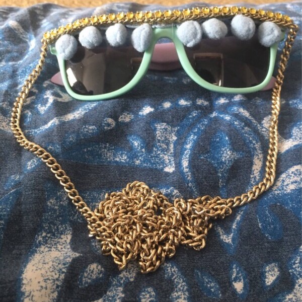 special listing for Hollie....Blue pom pom funky sunglasses. Great as a Festival or fancy dress accessory