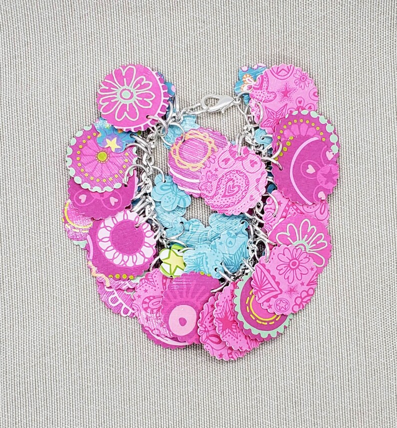 Bright Pink Garden charm bracelet\\women/'s jewelry gift\\girls jewlery\\trendy jewelry\\fun bracelet\\floral jewelry\\tweens gift\\cute bracelet