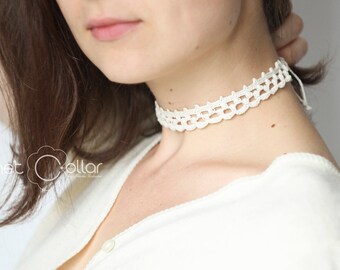 Ivory Filigraner gehäkelter Choker