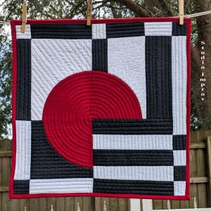 Modern Quilt Wallhanging, Improv Style in Black, Red, White, Three Quarter Circle Motif