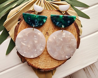 Pendientes llamativos en verde y blanco, pendientes colgantes en verde y blanco, pendientes grandes de acetato, pendientes geométricos de acrílico, pendientes modernos