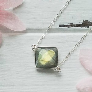 ネックレス・ペンダント LAZY DAWN stone pendant necklace DAWN - Labradorite Pendant, Dainty Gemstone Necklace - Etsy