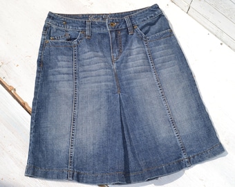 Vintage blue pleated midi stretch denim skirt.size usa 8
