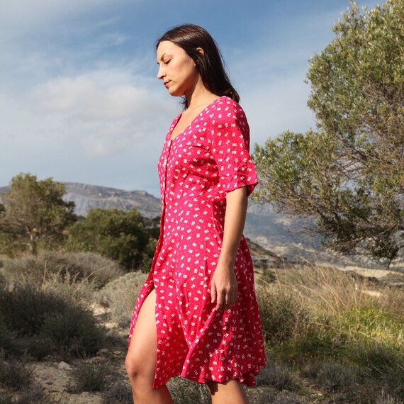 white floral button down dress