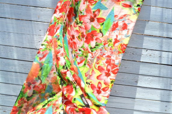 Vintage Multi Color Floral Big Maxi Sarong Pareo Wrap, Shawl  display picture 3