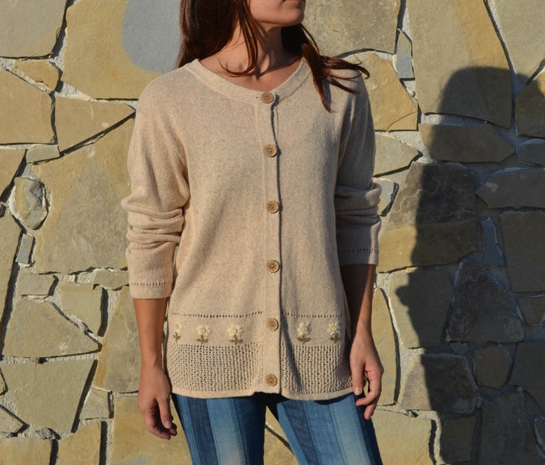 Vintage beige embroidered floral ramiecotton cardigan,knit jacket.size l