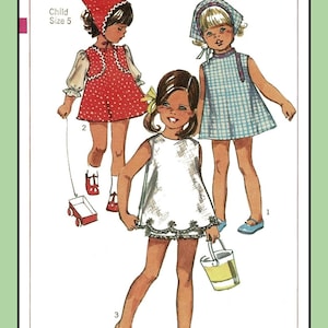 Puede incluir: Patrón de costura Simplicity número 8169 para un vestido de niña. El patrón incluye tres estilos diferentes: un vestido rojo con lunares blancos, un vestido de cuadros azules y blancos y un vestido blanco con ribete de encaje. El patrón es para una niña de talla 5.