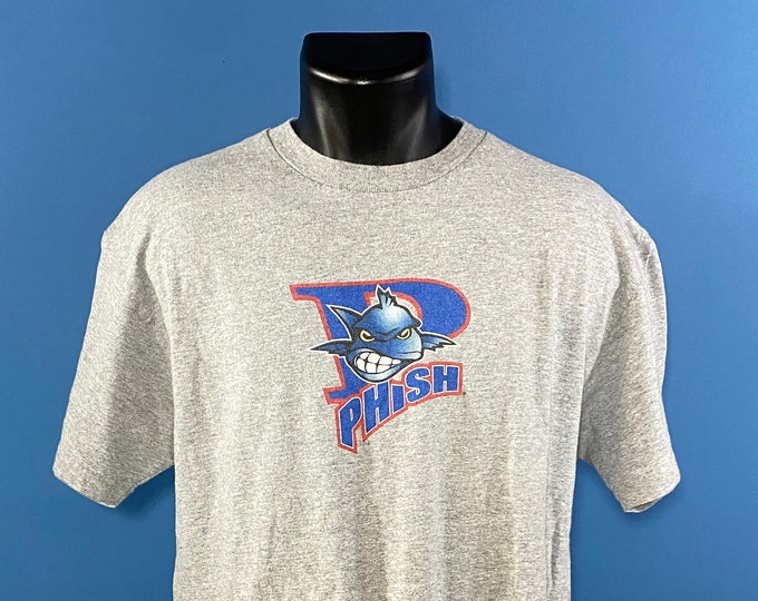 Vintage 2000's // Phish East Rutherford T-Shirt // Large // Made in USA // Grey // Tour // Music // Fish // P //