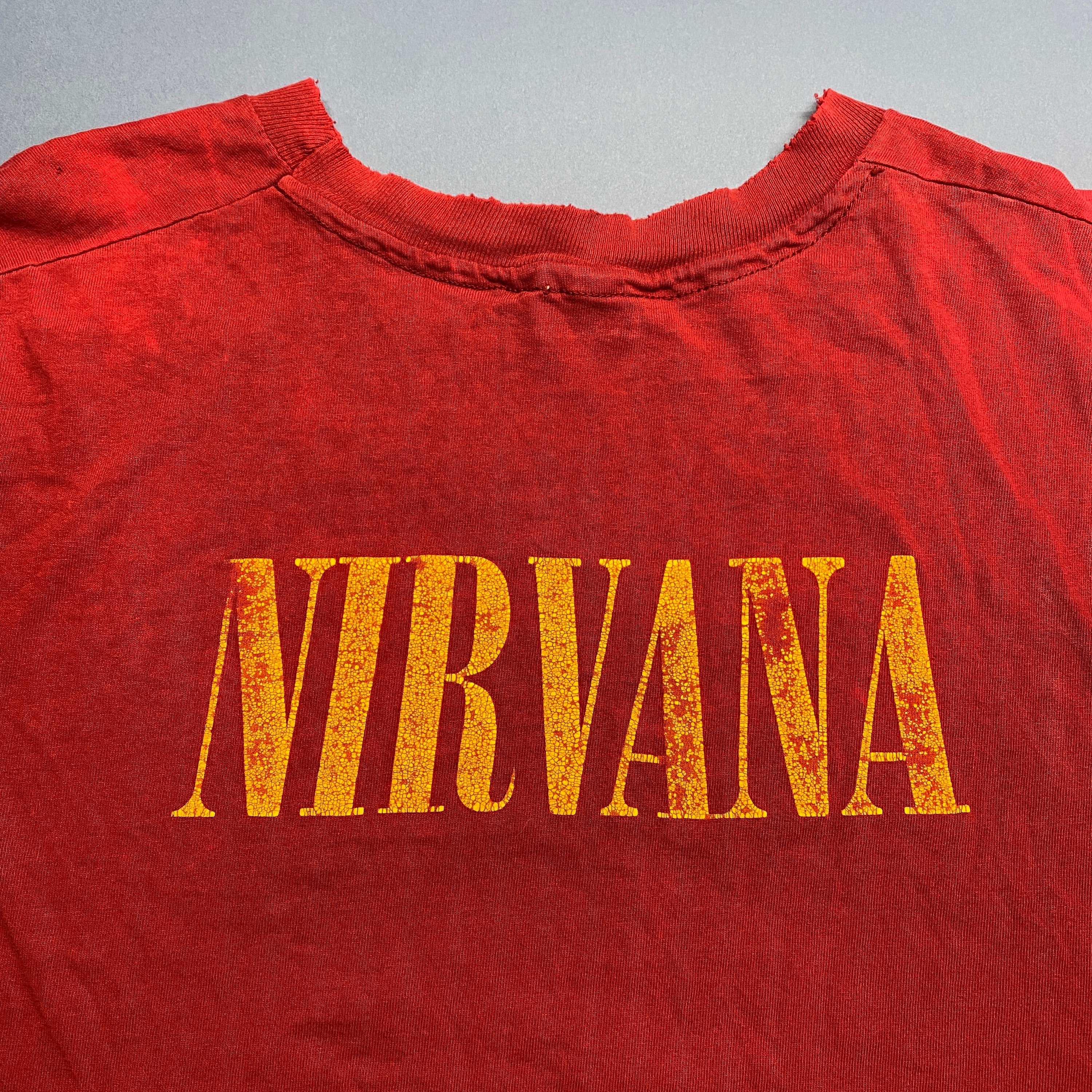 Vintage 90's Nirvana Smiley Face T-shirt: XL, Single Stitch