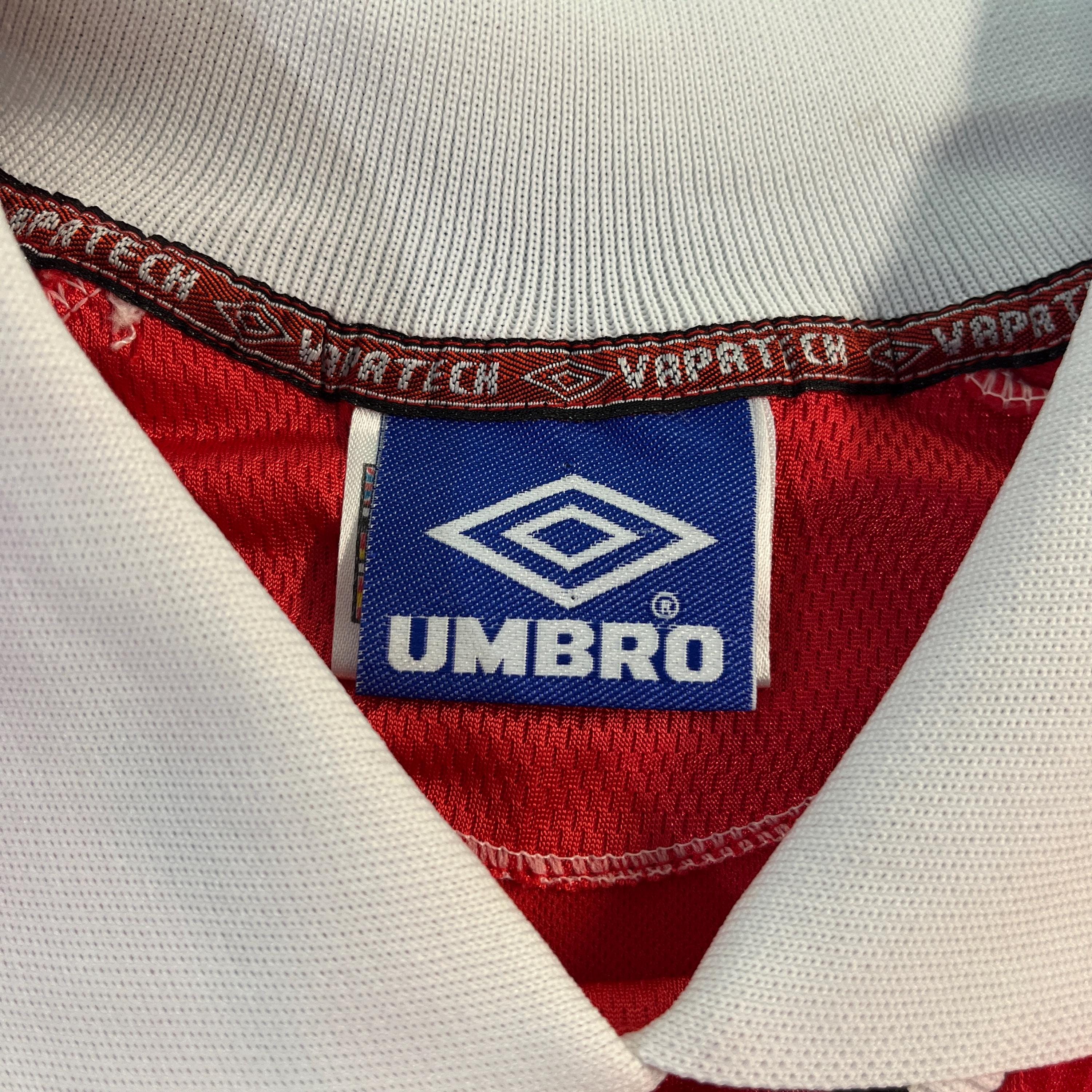 Vintage 1999 Official Manchester United Football Club Champions 