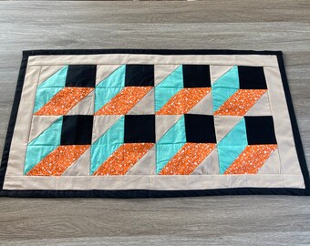 Quilt table runner, Patchwork decor, Table decoration, Quilt gift, Quilt rug