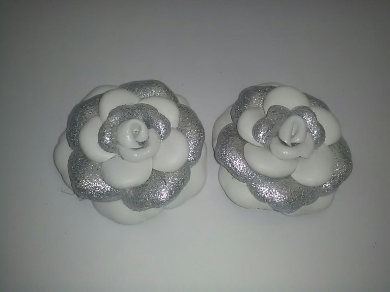 White silver rose clips Wedding shoe clips Daily shoe clips -Handmade Leather Shoe Clip Rose shoe clip Set of 2 Flower shoe clip