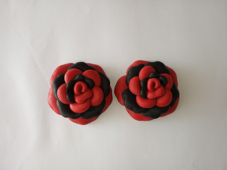 Wedding Shoe Clips Leather clips Rose shoe clip Italian handmade. Rose clips Black/&white rose clip Leather Shoe Clip Set of 2