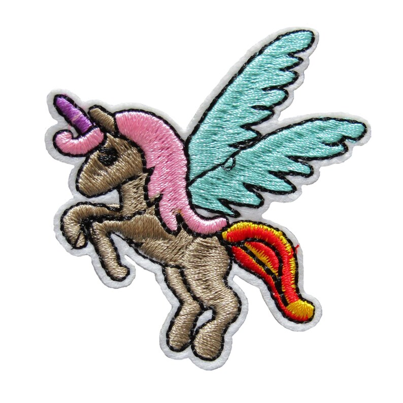 Flying Unicorn Iron On Patch Badge Motif Decoration Applique 7cm x 6cm P503