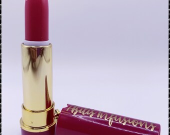 Long Wear Moisturizing lipstick