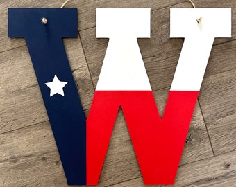 Texas Flag Door Hanger - Pesonalized Gifts - Texas Decor- Door Hanger - Texas Flag -Monogram Door Hanger - Texan Decoration - Porch Decor