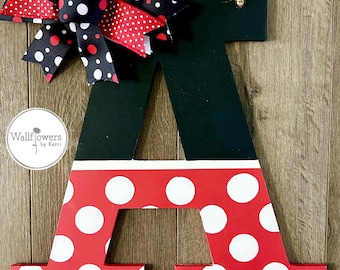 Minnie Door Hanger - Front Door Sign - Wooden Wall Decor -  Kids Room Decor - Mouse Door Hanger